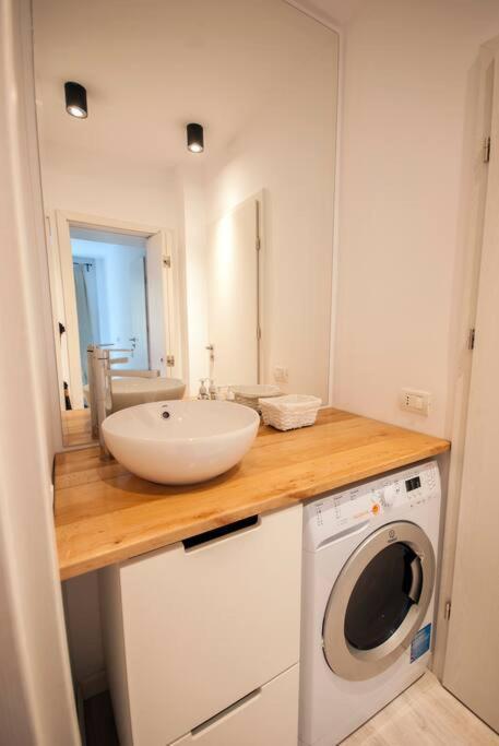 Retro Midtown Apartment Boekarest Buitenkant foto
