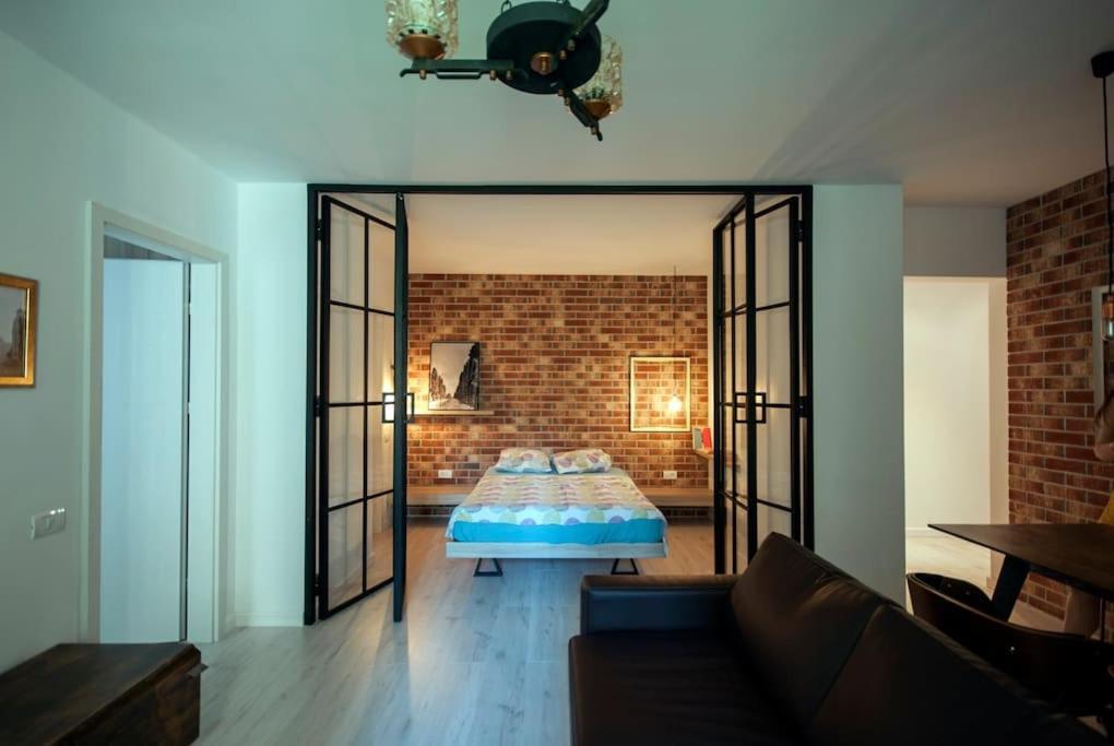 Retro Midtown Apartment Boekarest Buitenkant foto